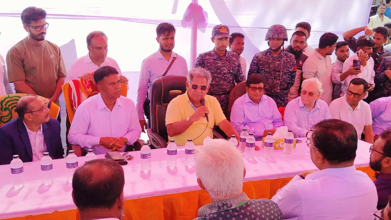 ঘাট যেন রাজনৈতিক দখলে না যায়: উপদেষ্টা সাখাওয়াত
