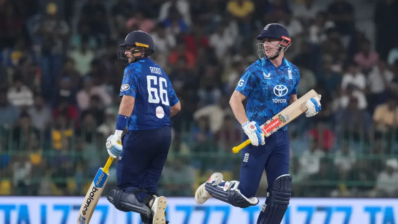 ইংল্যান্ড পেল দেশের বাইরে প্রথম ওয়ানডে জয়