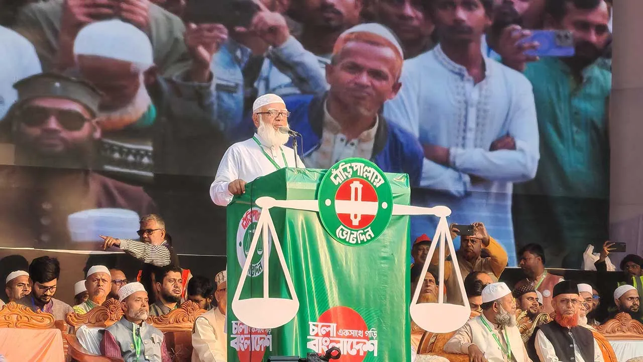 দীর্ঘ নির্যাতনের মাঝেও মাঠ ছাড়েনি জামায়াত