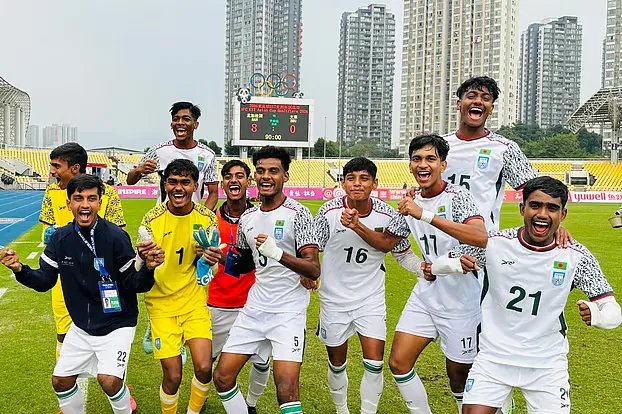 এবার ব্রুনেইয়ের জালে ৮ গোল দিল বাংলাদেশ