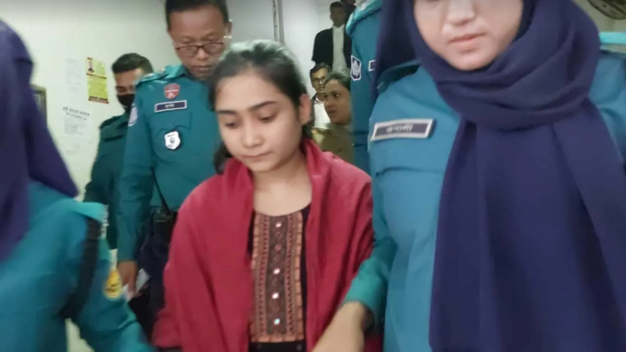 গুলশানে গ্রেপ্তার মেজর সাদিকের স্ত্রী