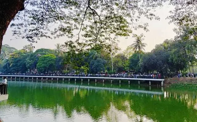 রমনা পার্কের লেকে ডুবে এক ব্যক্তির মৃত্যু