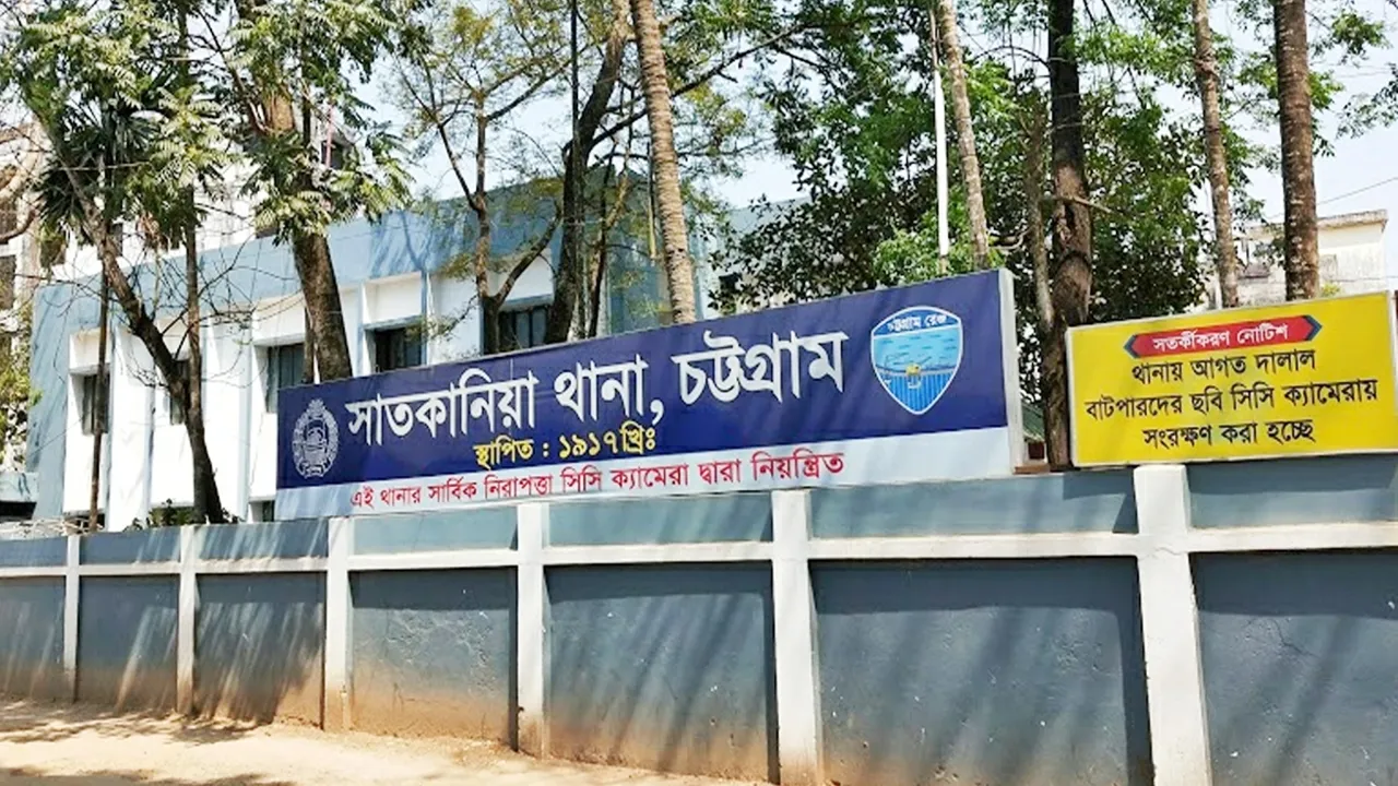 বিক্রয় প্রতিনিধি গাড়ি সরানোর কথা বলায় ট্রাফিক পুলিশের মাথায় আঘাত করেন