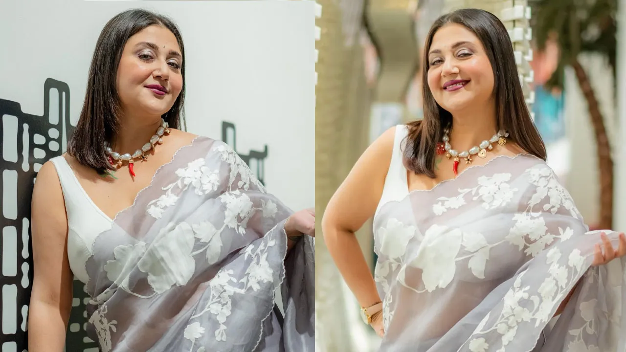 শাড়িতেও উষ্ণতার ছাপ, সমালোচনাকে উপেক্ষা করে নিজস্ব ভঙ্গিতে স্বস্তিকা