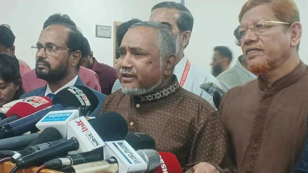 তাহেরের সতর্কবার্তা: এক দিনে ভোট হলে আম-ছালা দুটোই যাবে