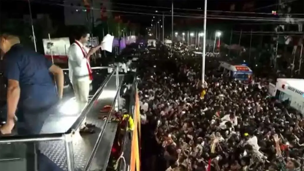 তামিলনাডুতে বিজয় থালাপতির সমাবেশে পদদলিত হয়ে ৩৬ জনের মৃত্যু