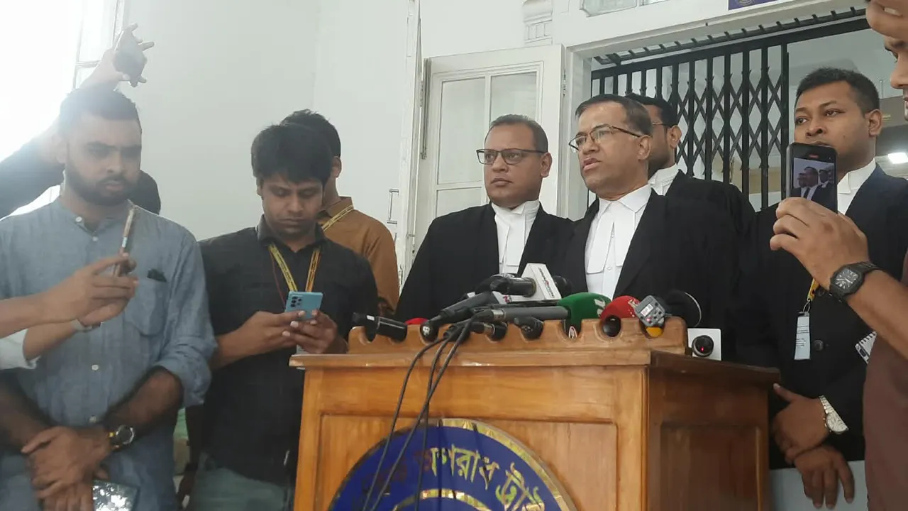 প্রসিকিউশন বলে গ্রেপ্তার, পক্ষ বলছে আত্মসমর্পণ