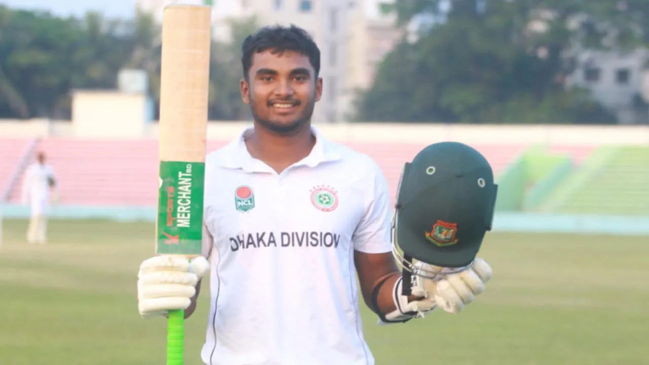 শিবলির সেঞ্চুরিতে শক্ত ভিত ঢাকার