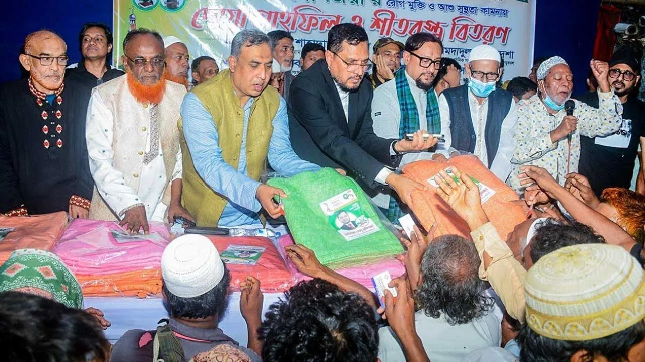 নির্বাচনকে ঘিরে ঐক্যবদ্ধ দেশ: চসিক মেয়র