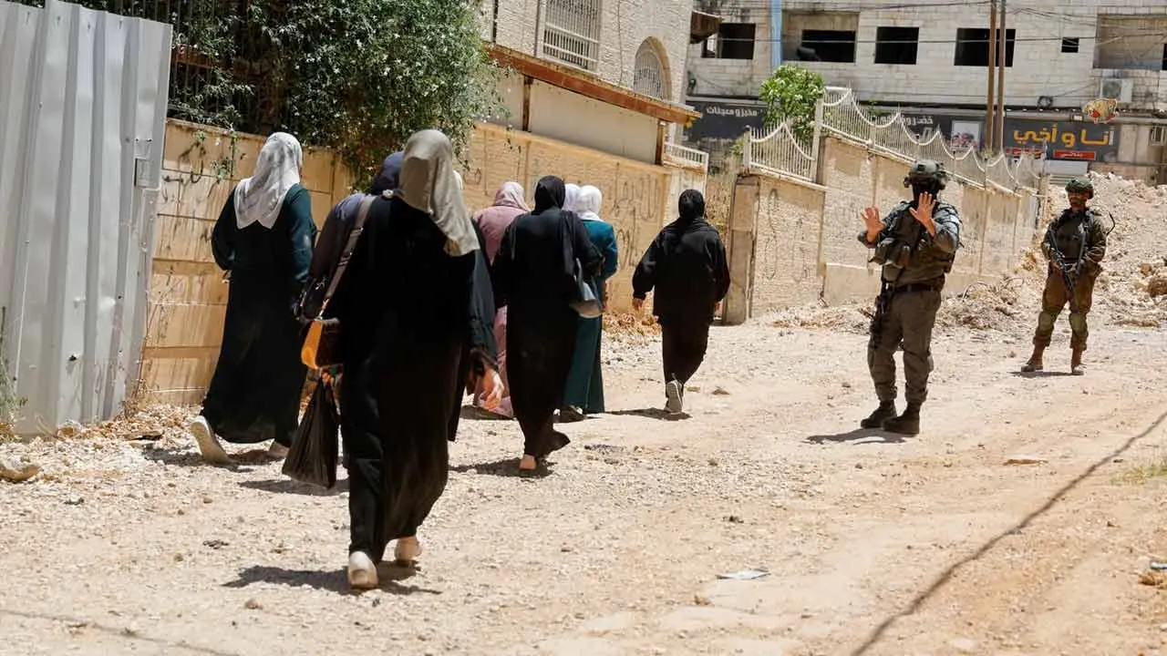 ফিলিস্তিন উচ্ছেদ ইসরায়েলের যুদ্ধাপরাধ